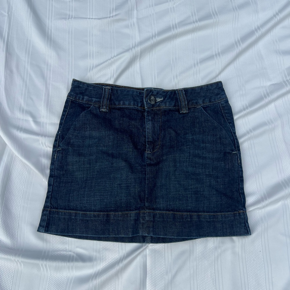 gap mini skirt